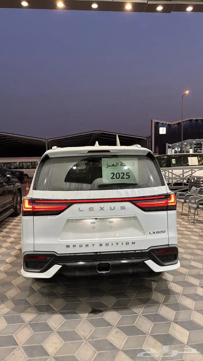 لكزس LX600 - أف سبورت - عماني - 2025 9