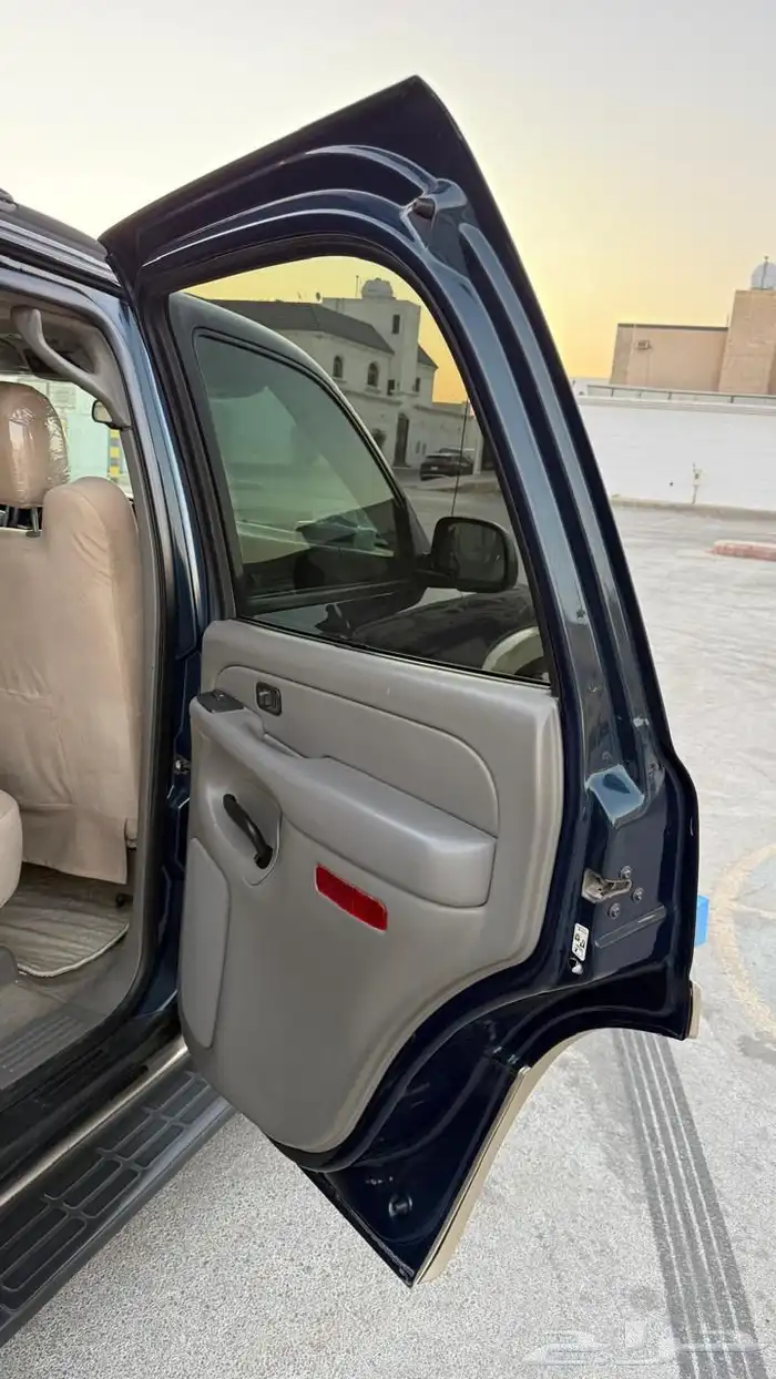 تاهو 2005 نظيف 17