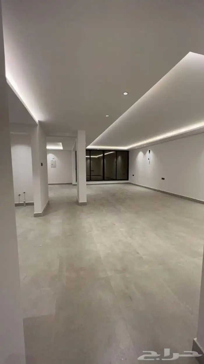 شقة للإيجار دور أول الرياض حي الملقا 80.000 1