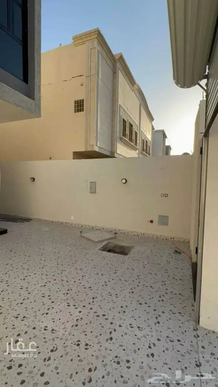 للبيع فلل تاون هاوس بالضاحيه دورين وملحق 2