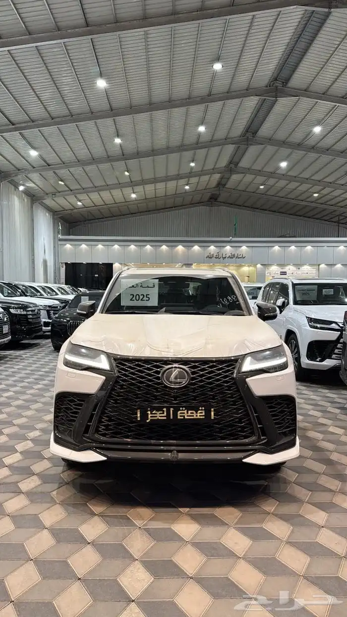 لكزس LX600 - أف سبورت - عماني - 2025 0
