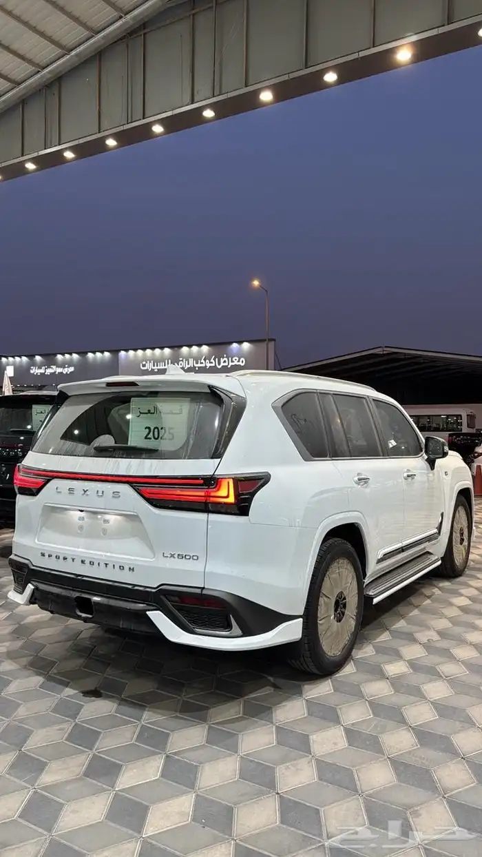لكزس LX600 - أف سبورت - عماني - 2025 7