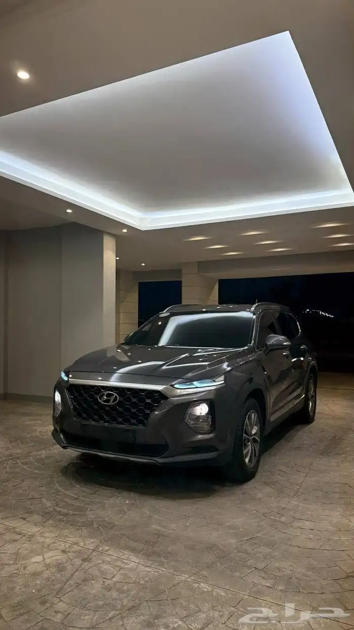 هونداي - سنتافي 2020 بحالة الوكالة ( ديزل ) - نص فل 1
