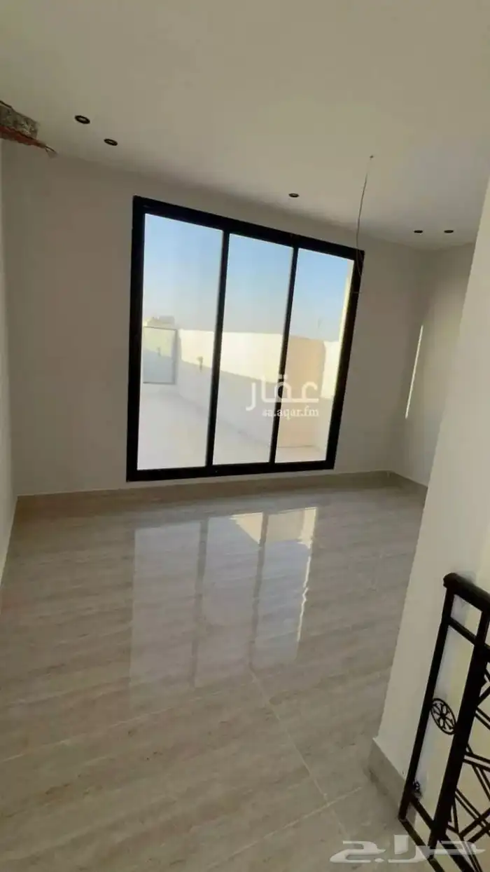 للبيع فلل تاون هاوس بالضاحيه دورين وملحق 12