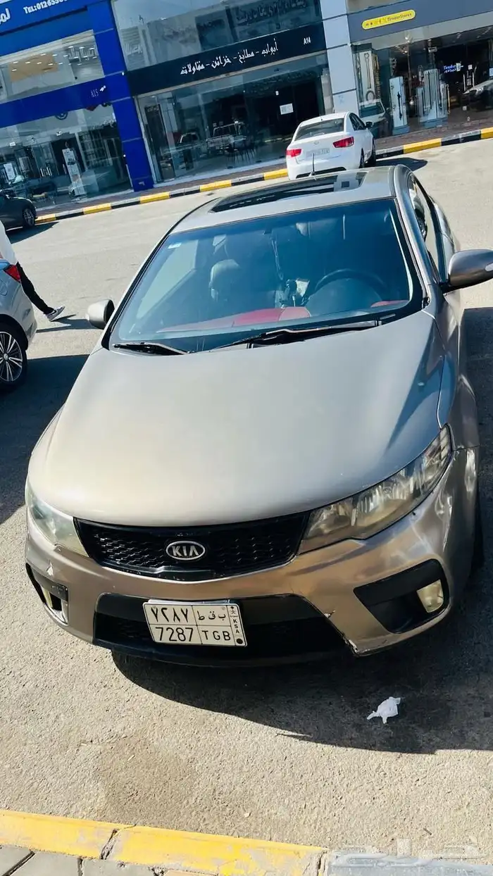 كيا سيراتو كوبيه 2011 3