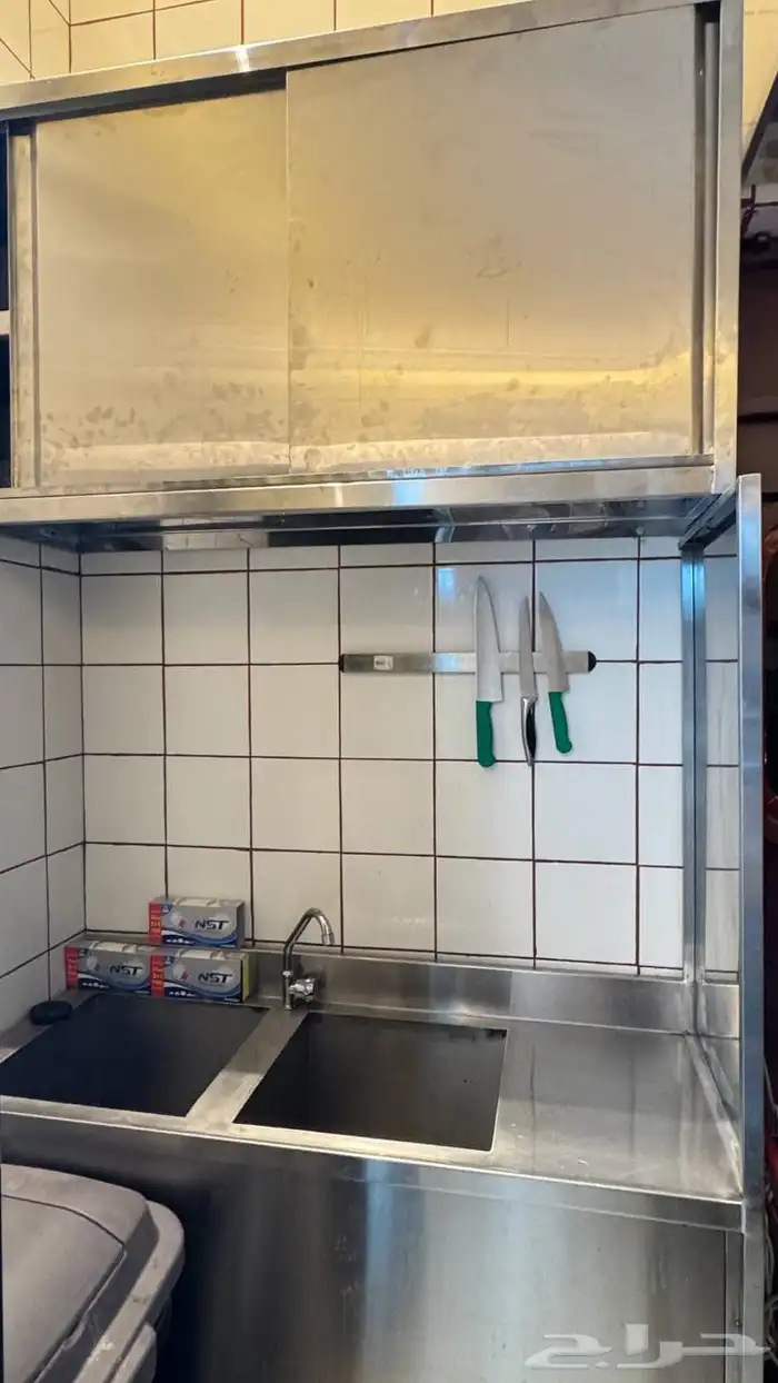 تجهيزات مطعم للبيع 3