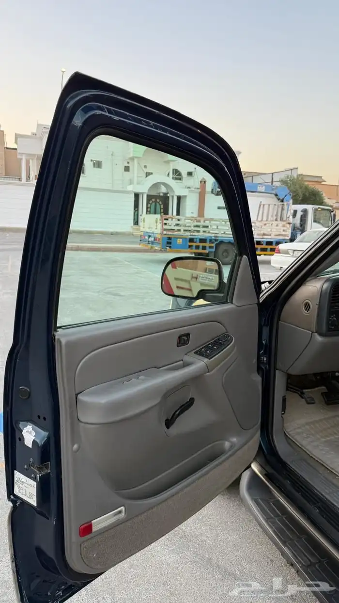 تاهو 2005 نظيف 10