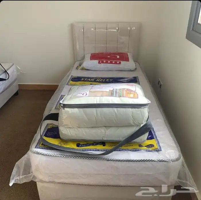 سرير خشب نفر واحد ونفر ونص ونفرين متواجد جلد ومخمل واكياء ود 20