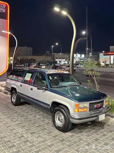 للبيع GMC سوبربان موديل 1995 بحالة ممتازه جدا index