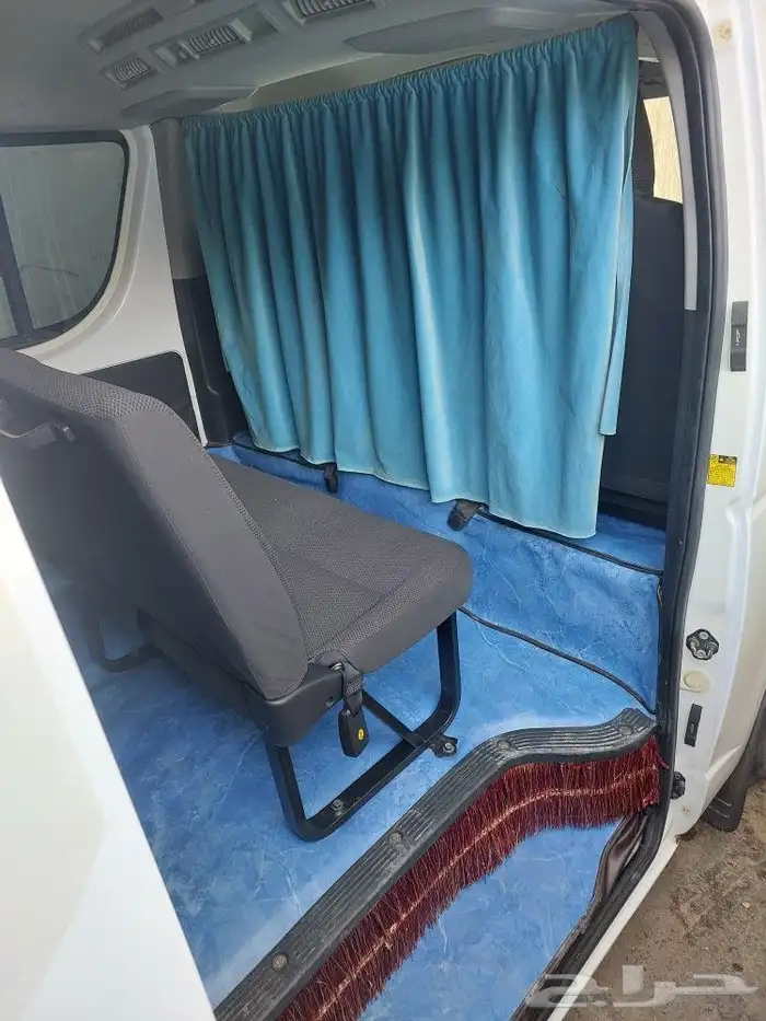 باص تويوتا هايس للايجار 14راكب 2
