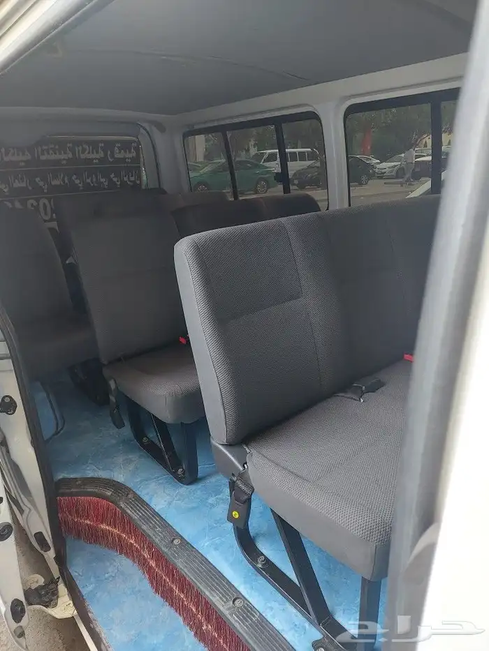 باص تويوتا هايس للايجار 14راكب 1
