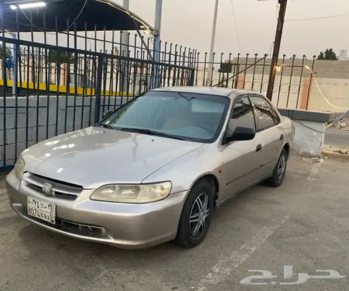 للبيع اكورد موديل 99 6