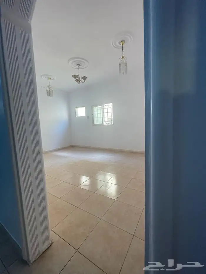 شقة للإيجار حي القادسية 7