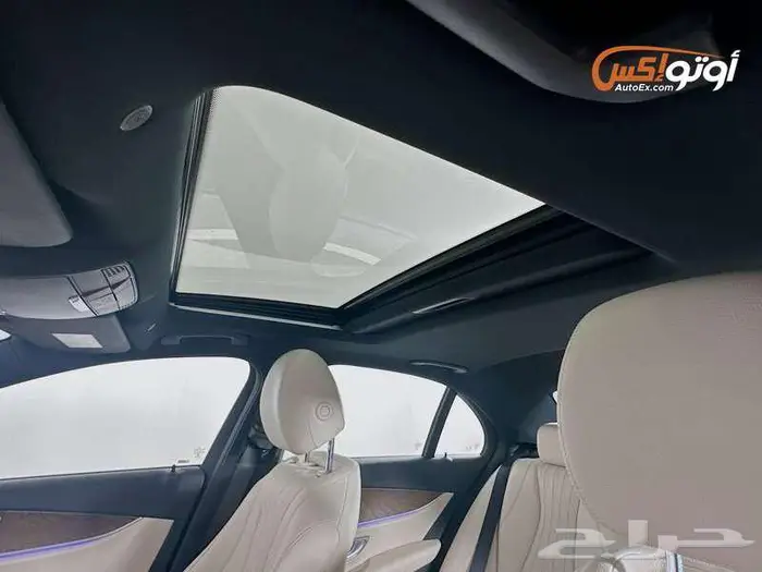 2022 مرسيدس E 350 12