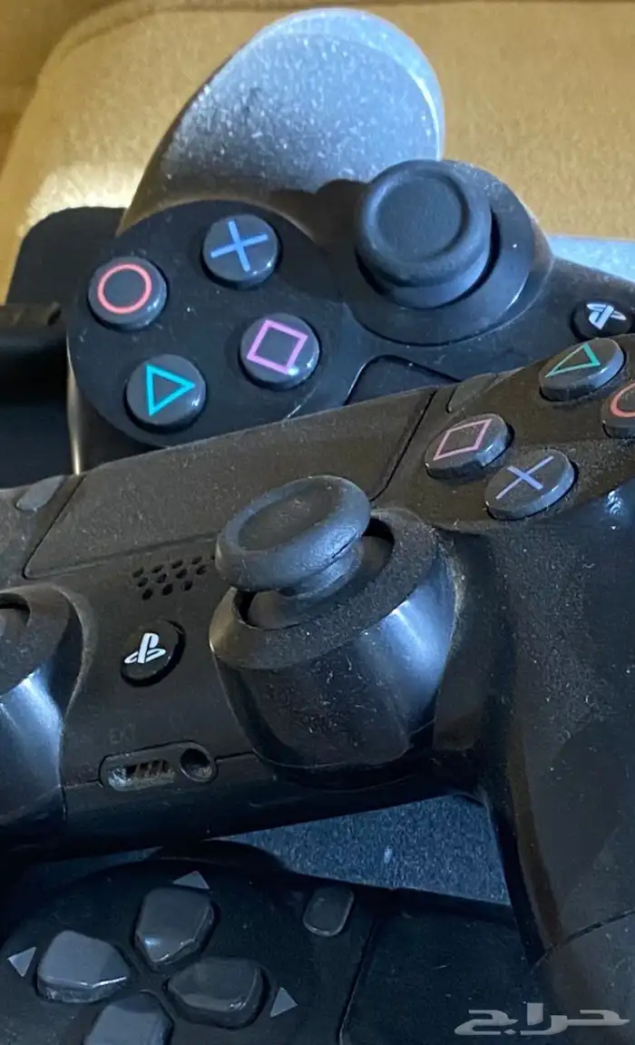 عدد2يدات سوني اصليه مافيها شي 0