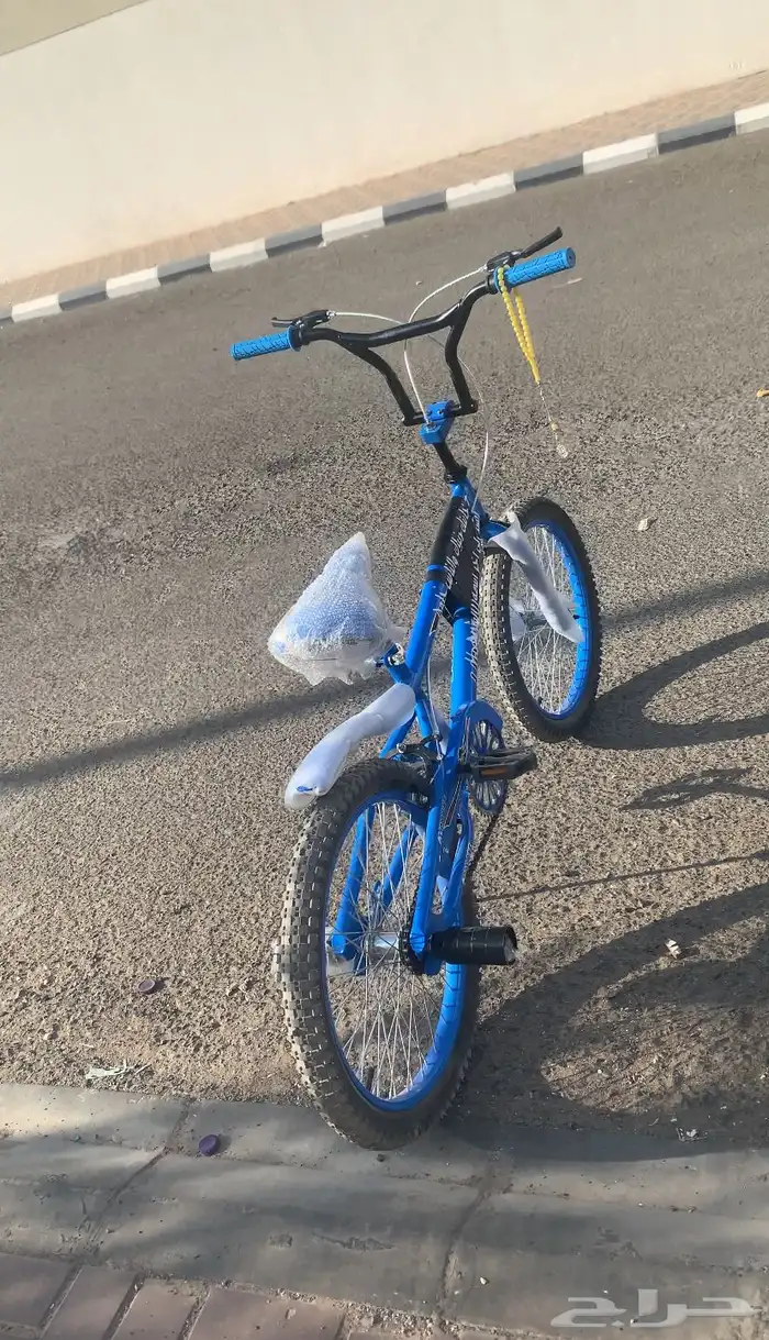 سيكل جديد ماكمل سنه بوه قراطيسه سبب البيع محتاج فلوس والله 4