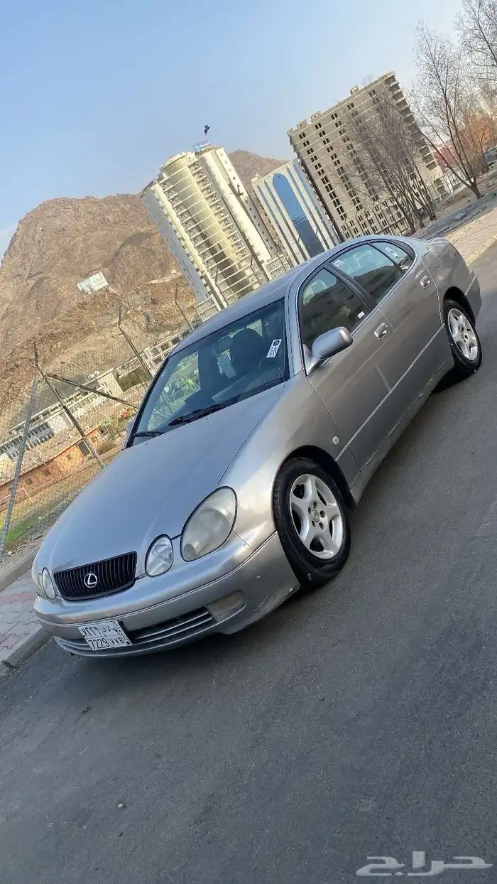 لكزس GS 2001 3
