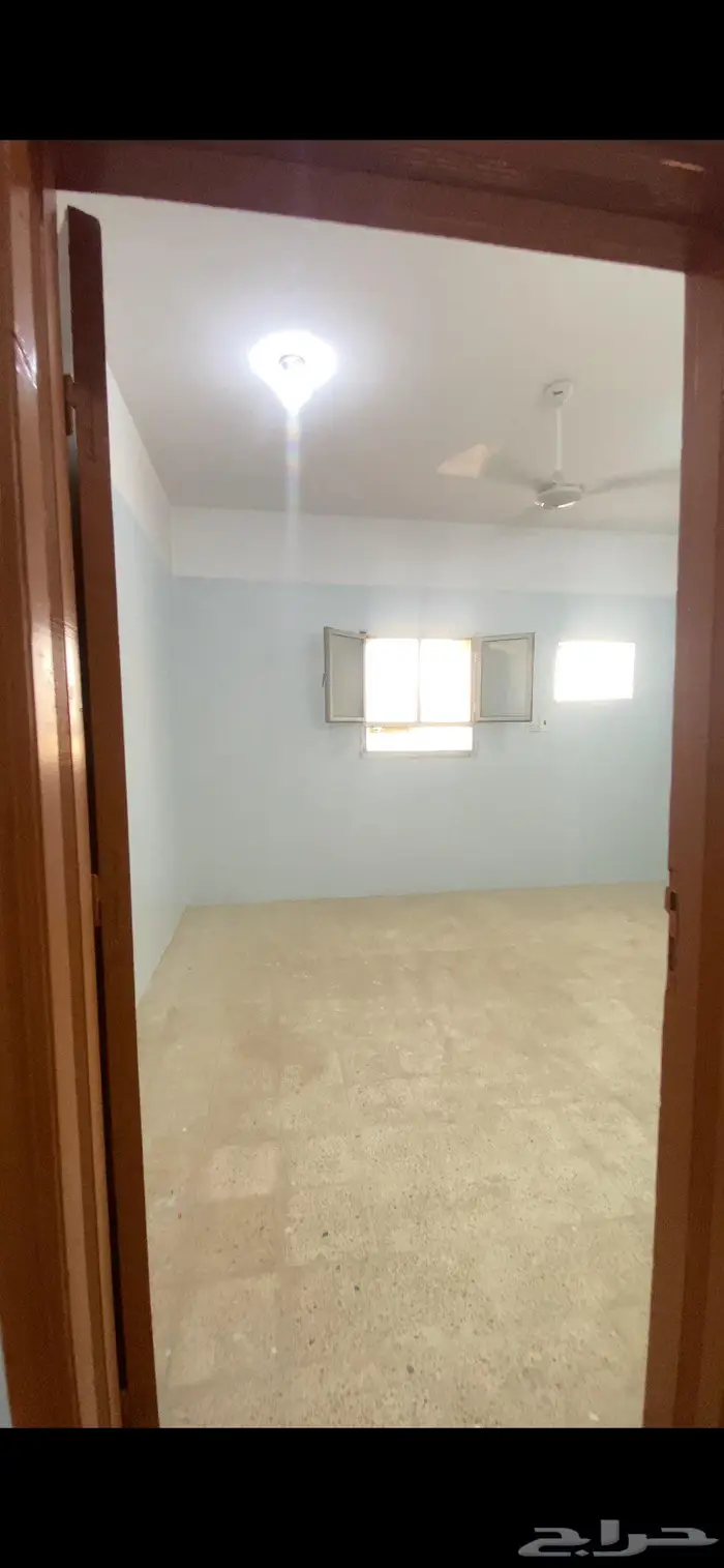 يوجد استراحات وشقق عزاب و عوائل وشركات 4