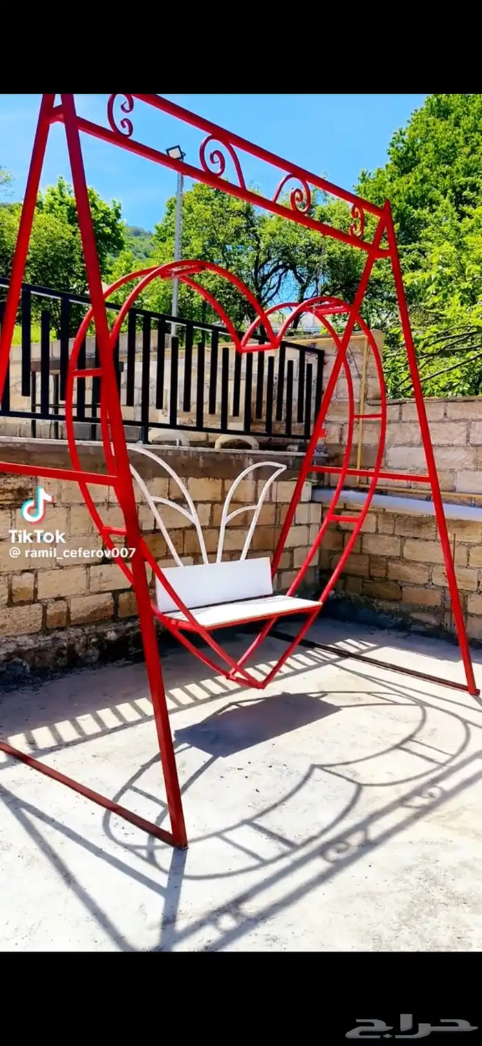 للبيع مراجيح اطفال احجام كبيرة وصقيرة وتفصيل الاحساء 91