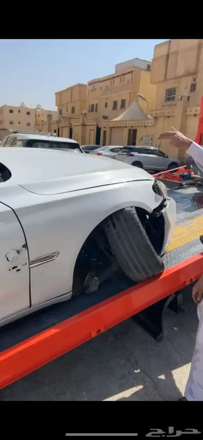 بي ام 6 سلندر مصدوم بطن الموتر 2012 1