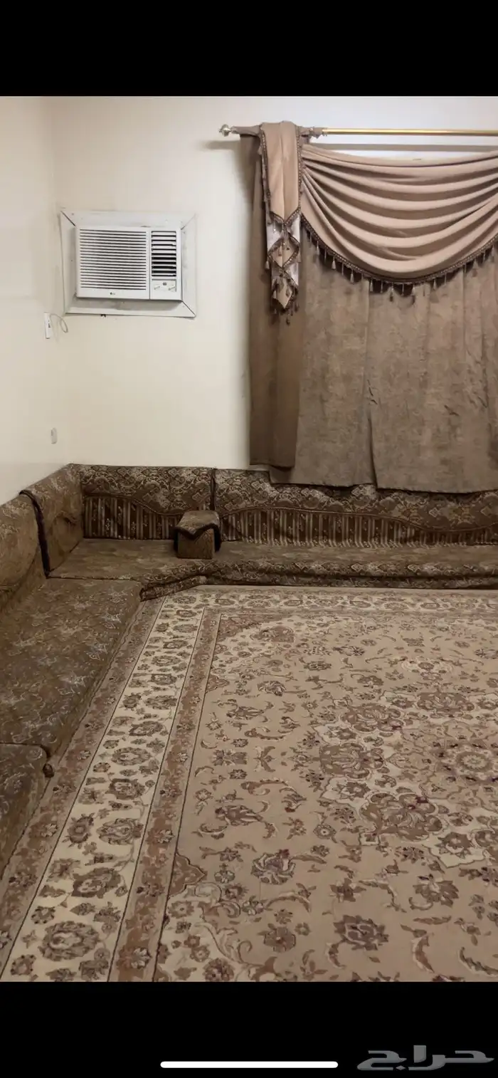 دولاب و مجلس للبيع 6