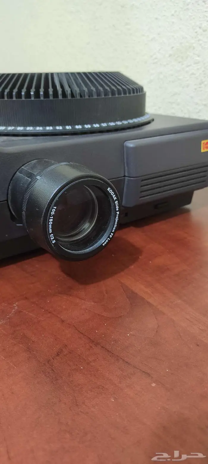 جهاز بروجكتر كوداك كتالايت 2000 قديم جدا يستحق الاقتناء 1
