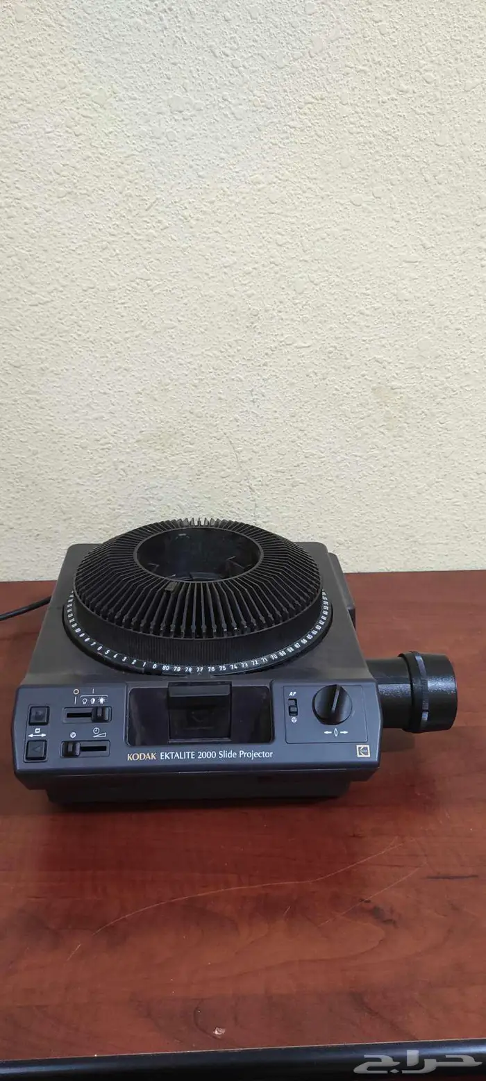 جهاز بروجكتر كوداك كتالايت 2000 قديم جدا يستحق الاقتناء 4
