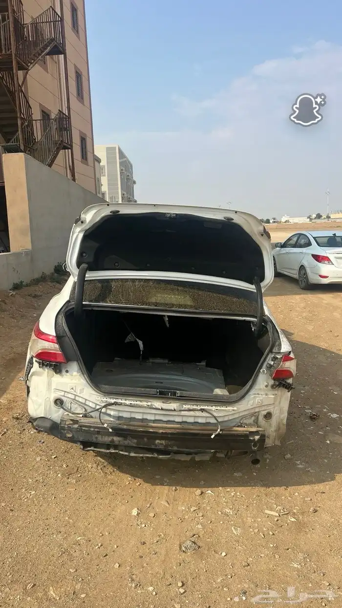 كامري مصدومة 4