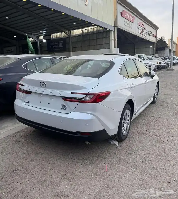 تويوتا كامري E خليجي 2025 اصفار 2