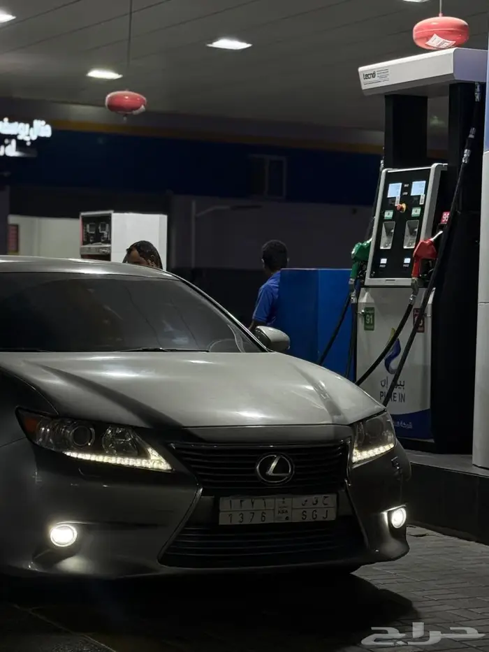س ES 350 ES2015 قير اوتماتيك بنزين الممشى 23000 ألف كيلو 2