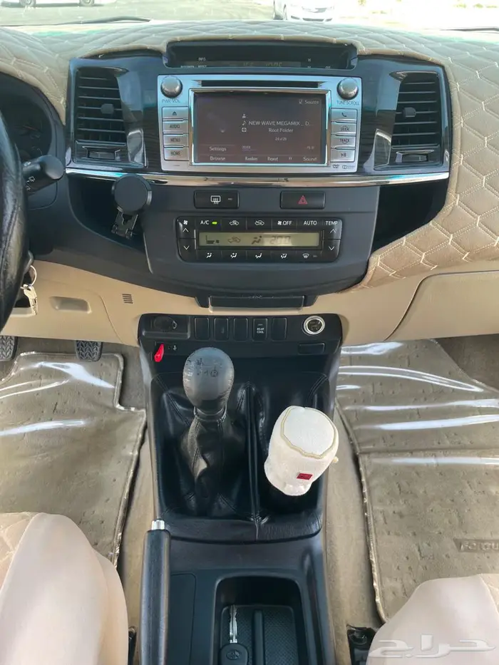 2014 TOYOTA FORTUNER 4x4 Manual Transmission Full Option 19