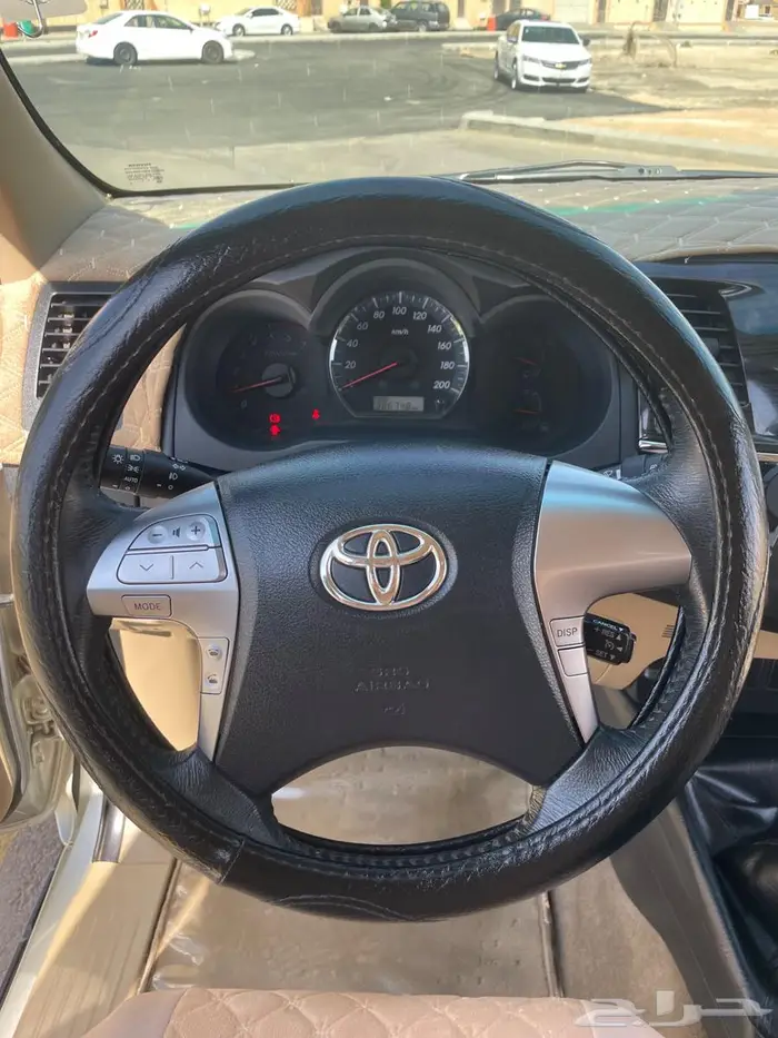 2014 TOYOTA FORTUNER 4x4 Manual Transmission Full Option 17