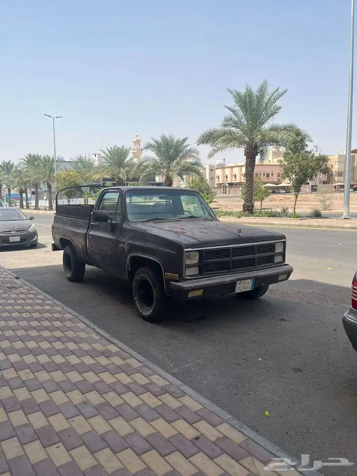 c10 1983 custom   شفروليه قطع 10 معدل كاستم 11