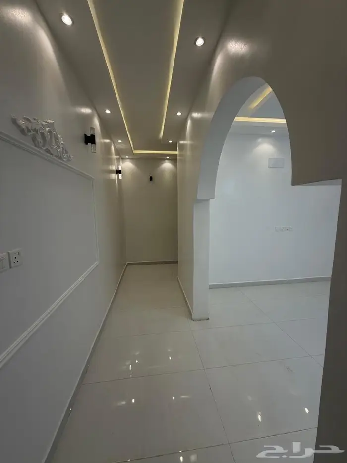 شقة فاخرة بالمحالة 10