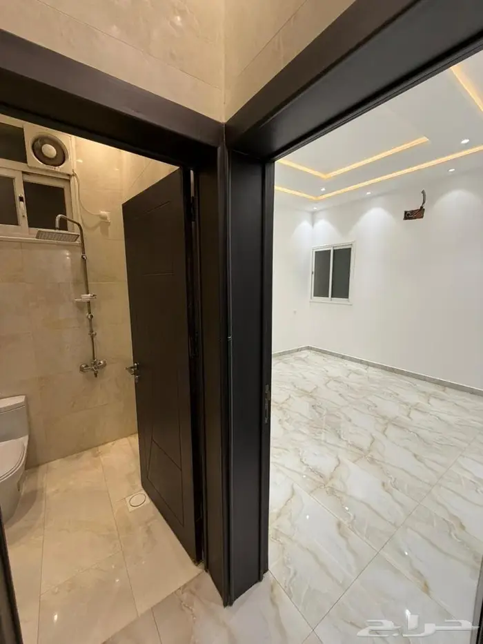 شقة فاخرة بالمحالة 36