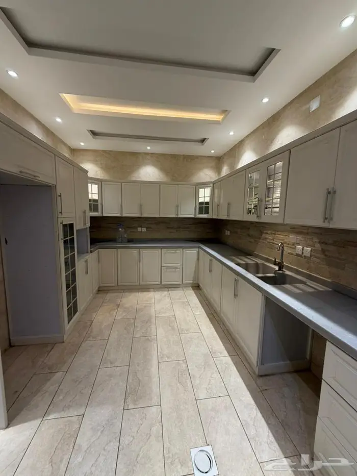 شقة فاخرة بالمحالة 38