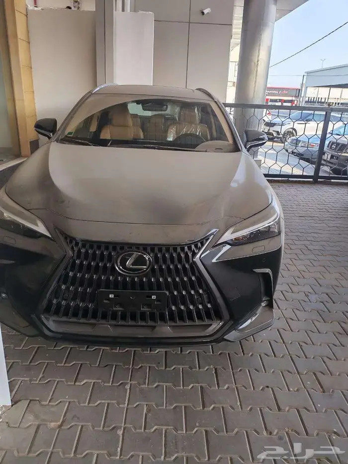 لكزس nx350 اسود aa خليجي 2025 0