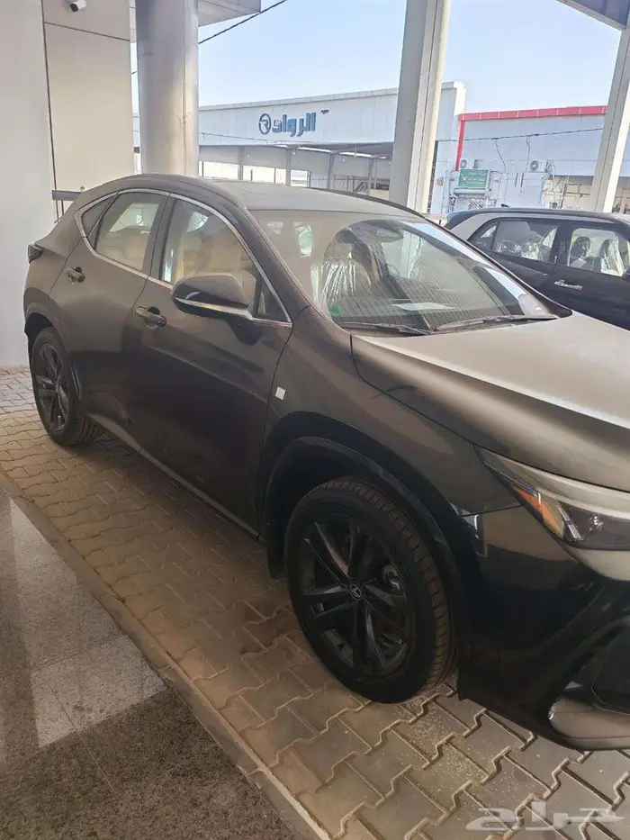 لكزس nx350 اسود aa خليجي 2025 3