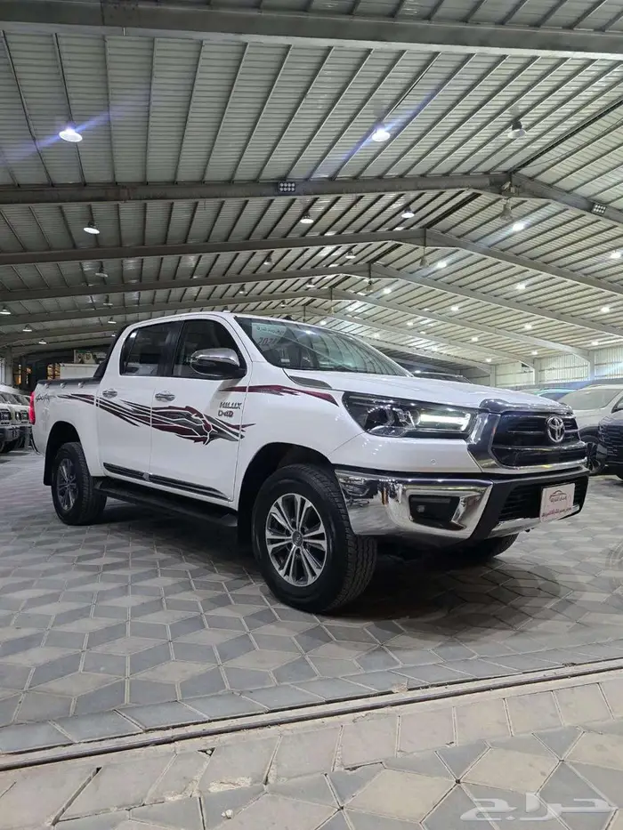 هايلوكس 2024 فل كامل ديزل اوتوماتيك 2.8 3