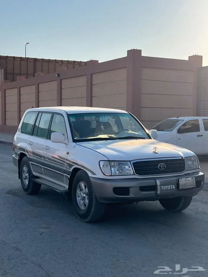 للبيع جكسار 2002 قير عادي 1