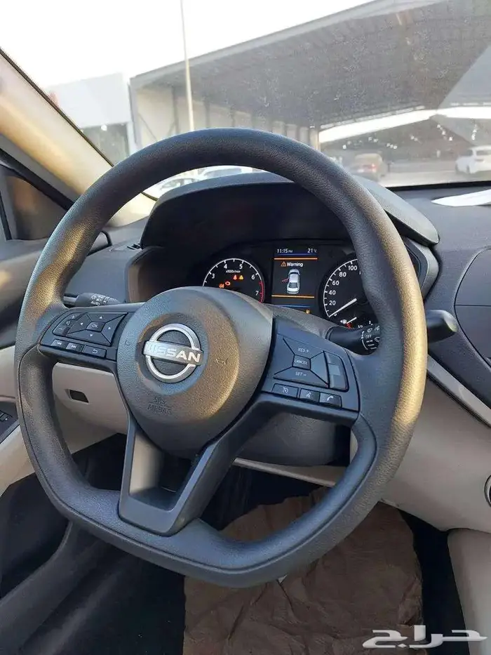 نيسان التيما 2025 ستاندر 10