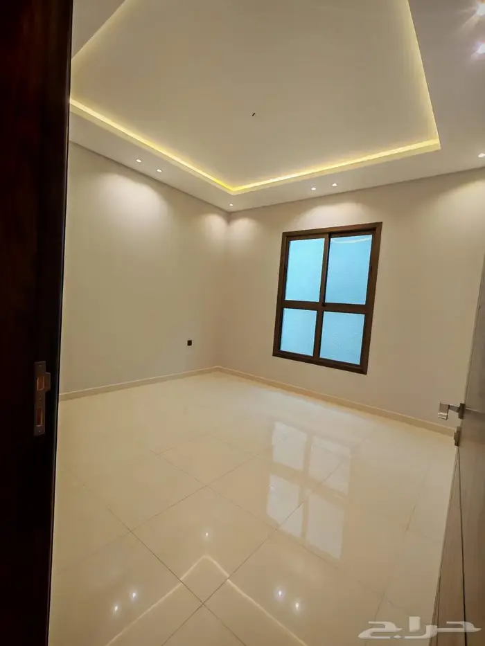 للبيع فلل دورين و ملحق با الخميس حي دوره الموسى وسط الخدمات 34