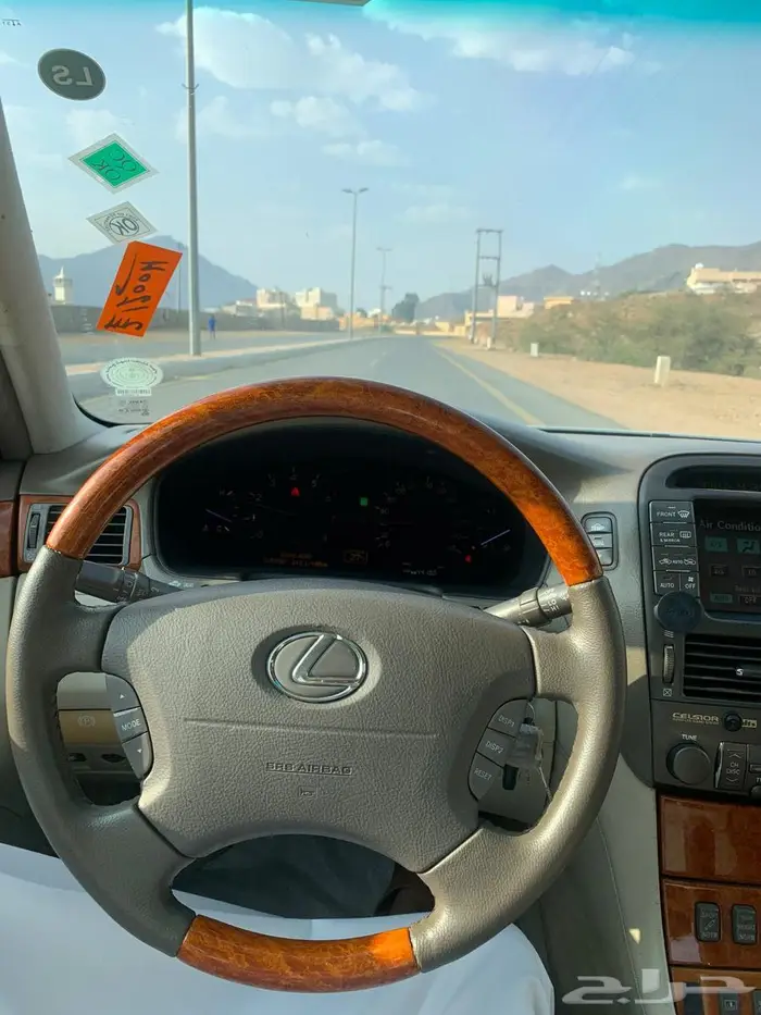 لكزس 2001 نظيف ومسكت 2