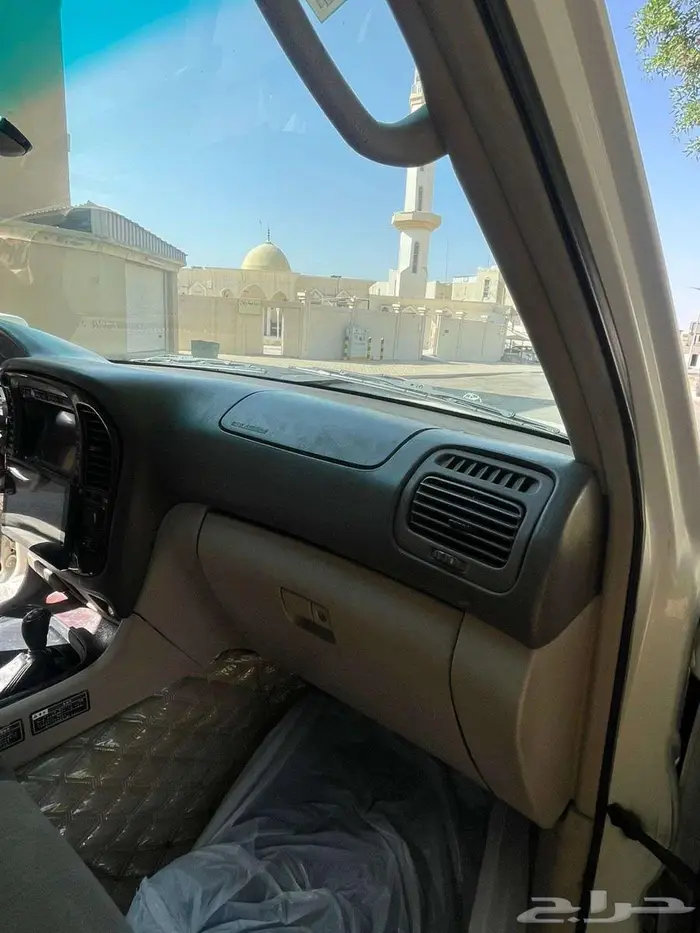 لاندكروزر 2000 VXR مفحوص مجدد 3