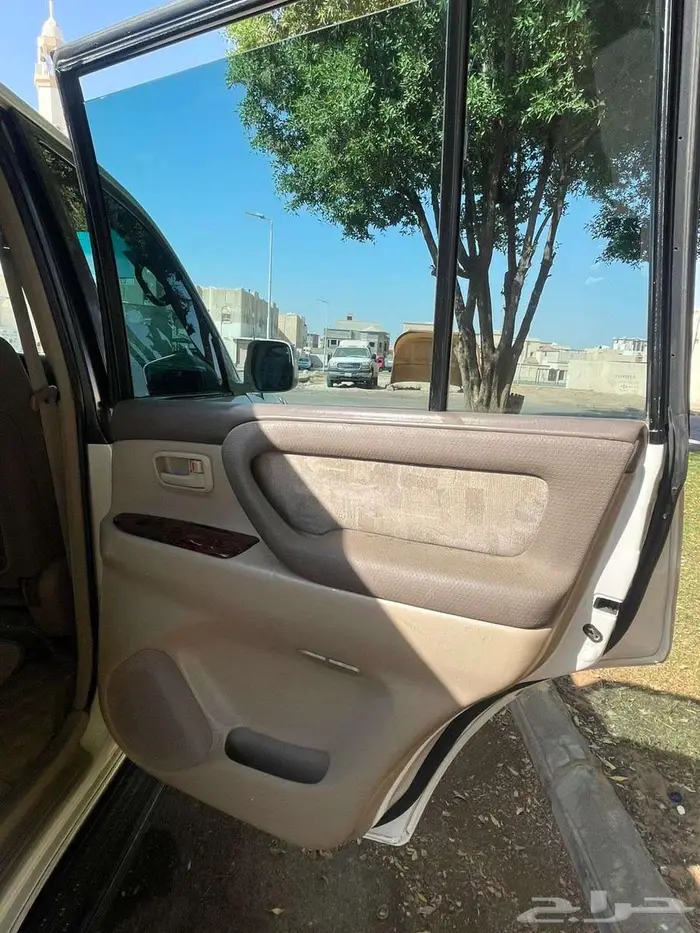 لاندكروزر 2000 VXR مفحوص مجدد 8