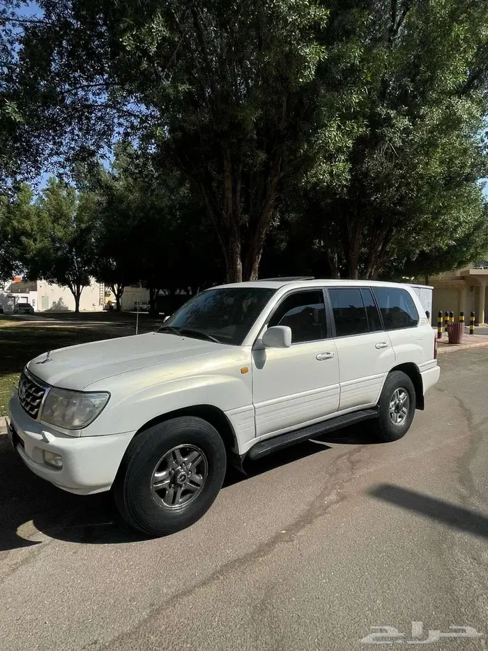 لاندكروزر 2000 VXR مفحوص مجدد 0