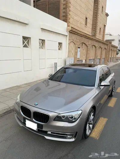 بي ام دبليو 740LI 2015 index