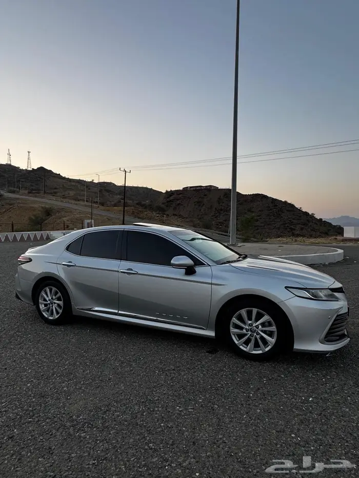 للبيع كامري 2022 GLE 2