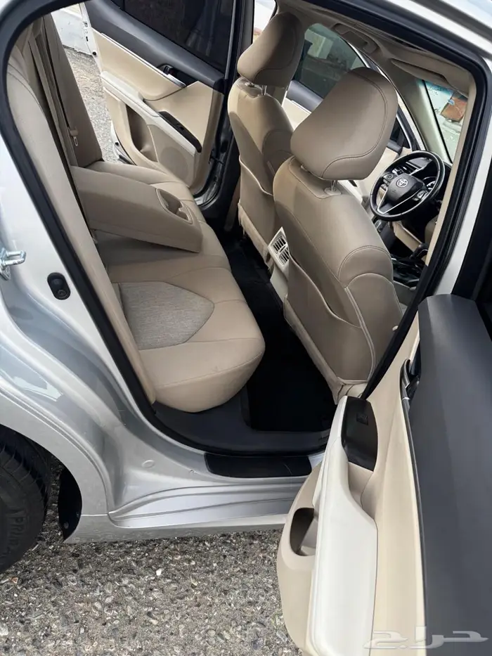 للبيع كامري 2022 GLE 21