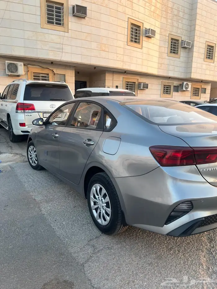 كيا سيراتو 5